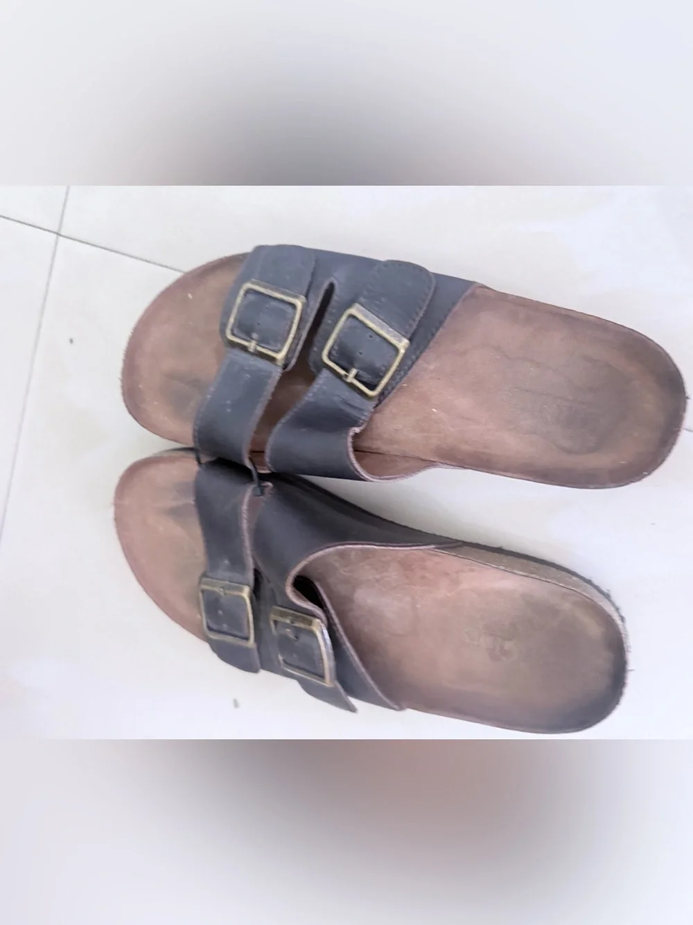 Cliffs by WHITE MOUNTAIN casual slide